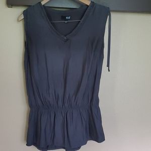 🌻3/$15 Gray dressy tank